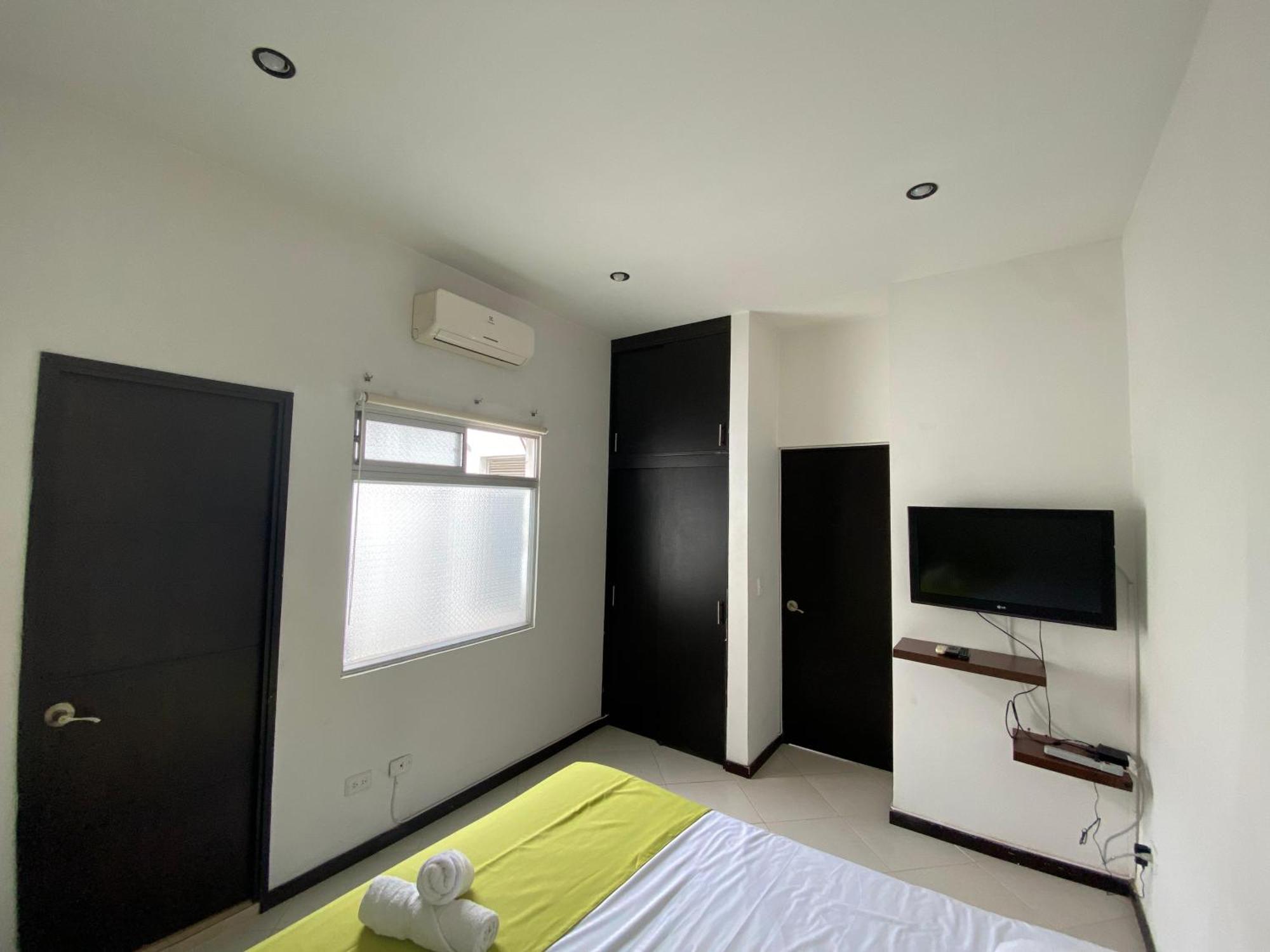Emporium El Coral Laureles Hotel 3*