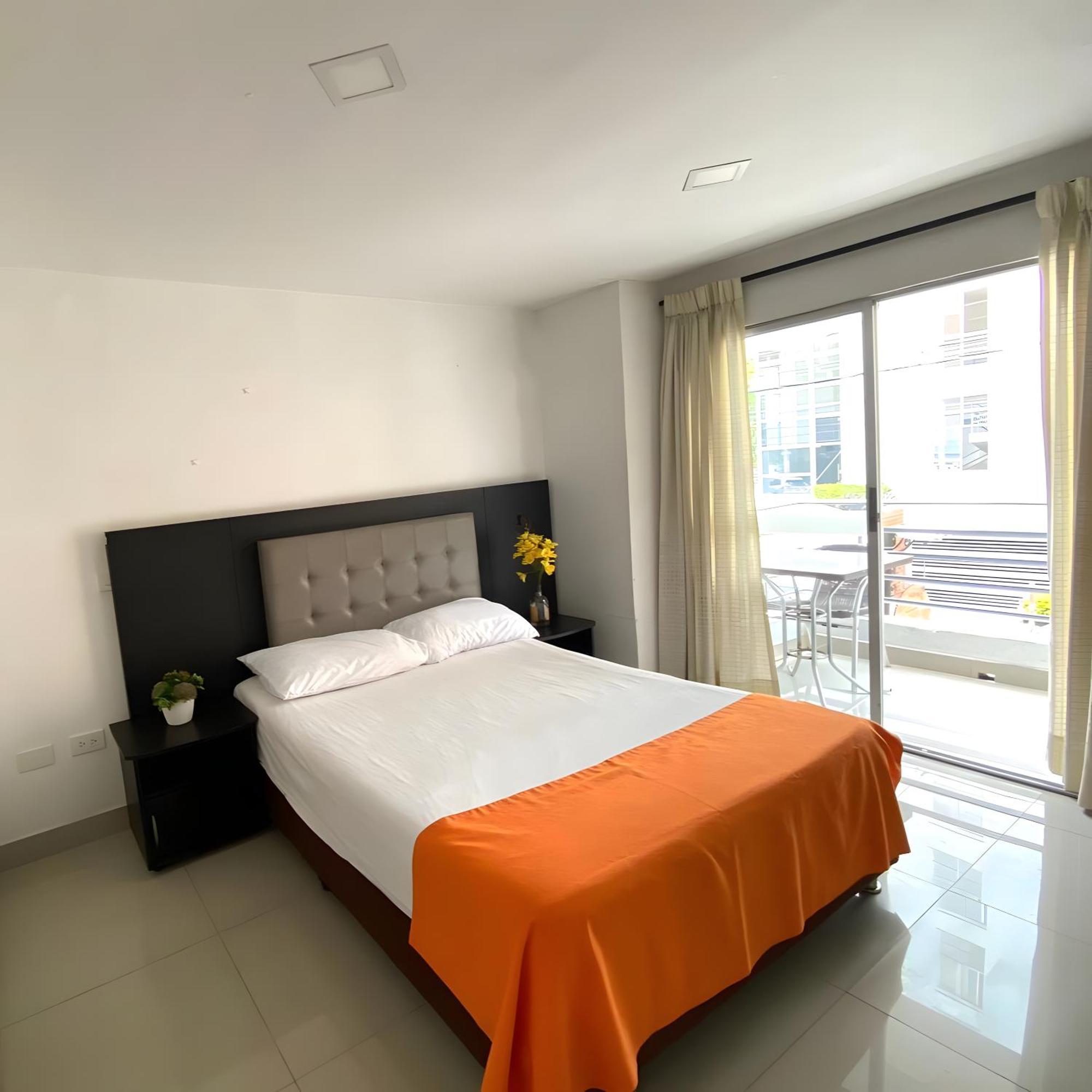 Emporium El Coral Laureles Hotel Medellin
