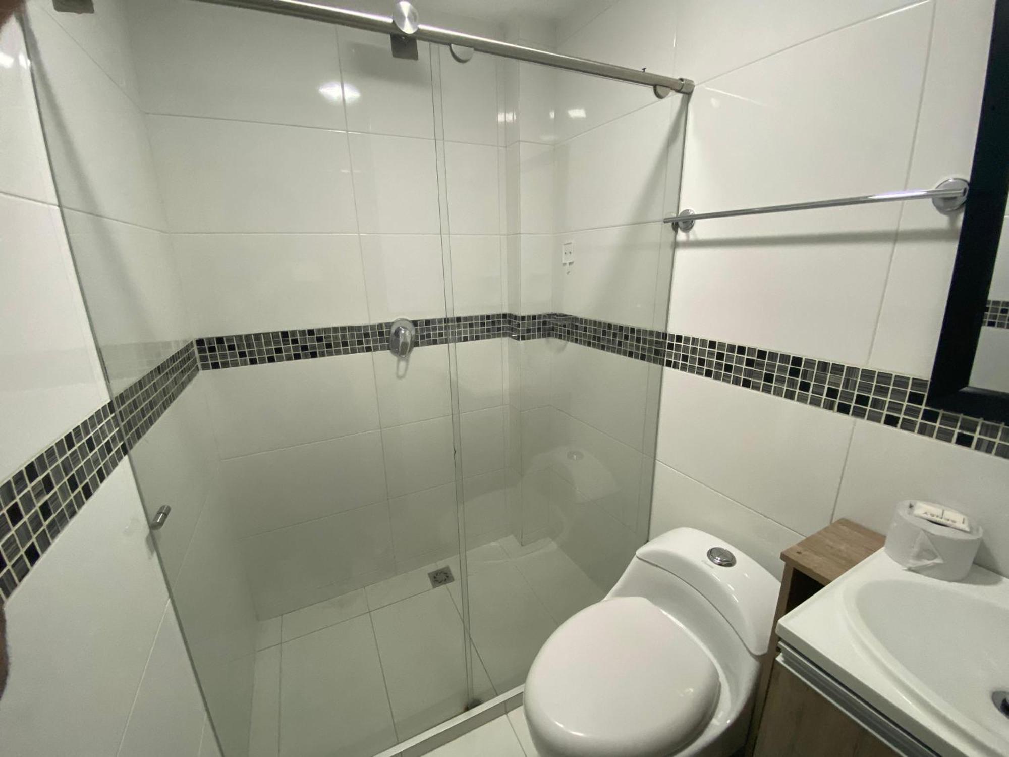 Emporium El Coral Laureles 3*