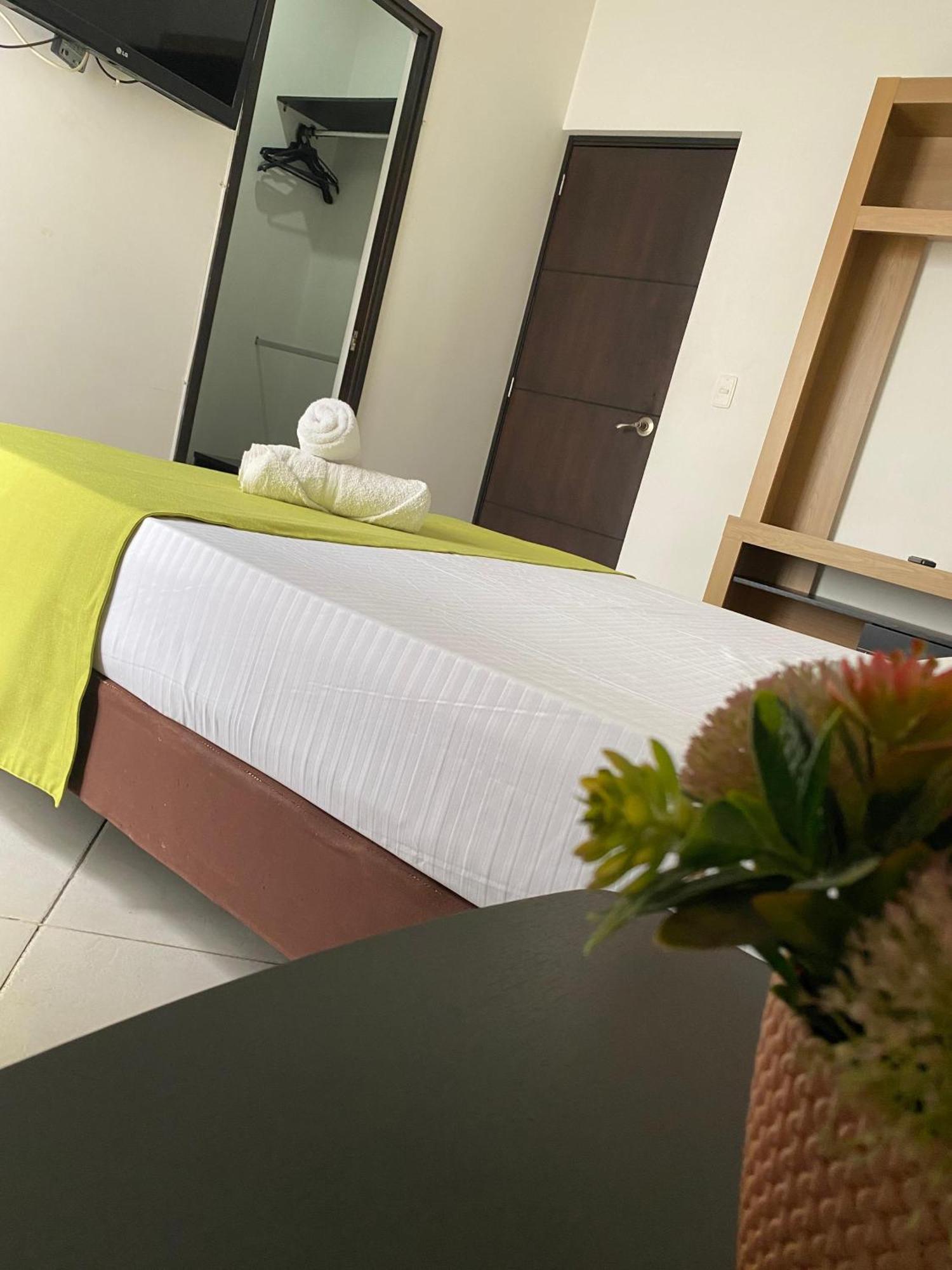 Hotel Emporium El Coral Laureles