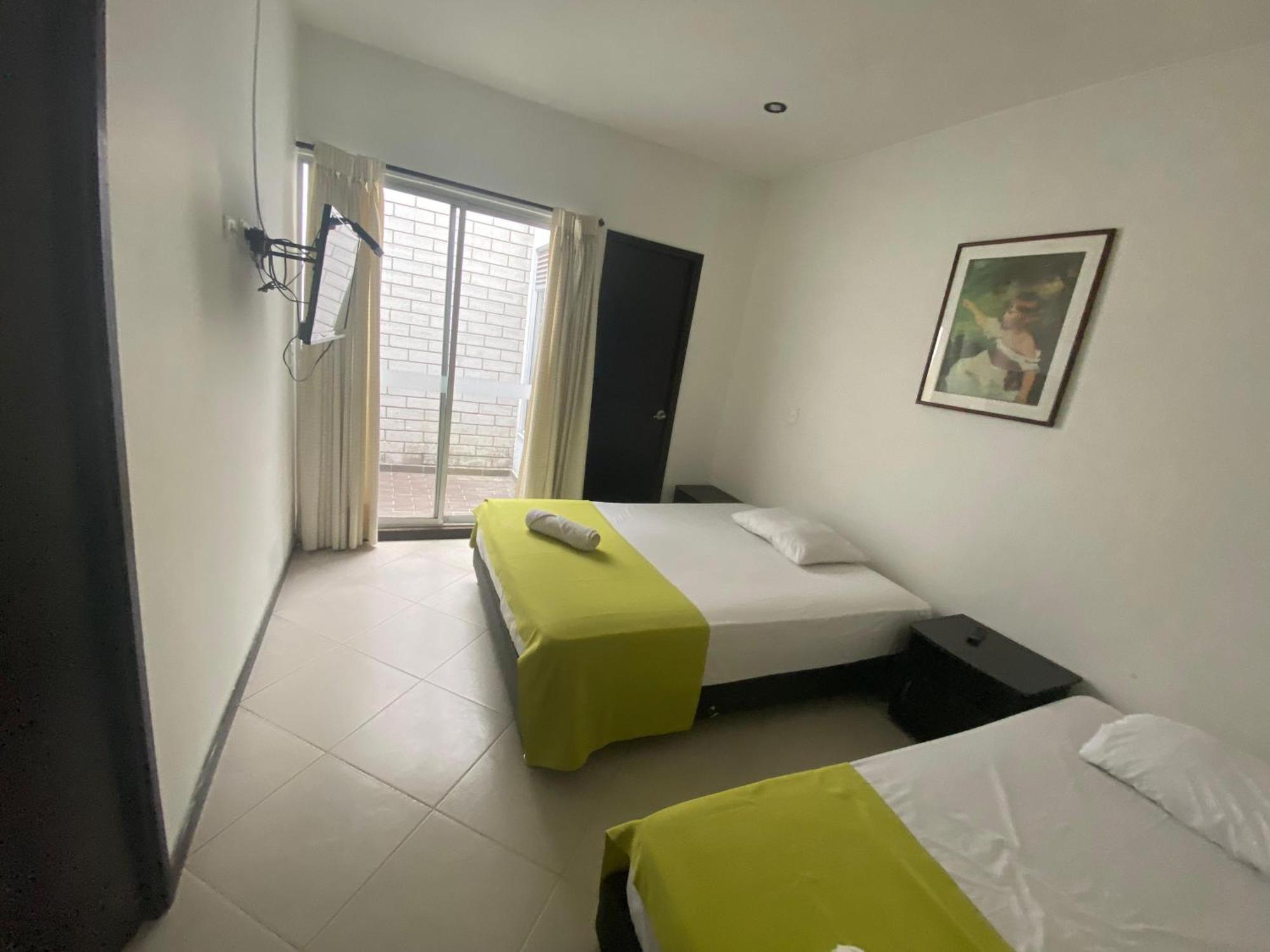 Emporium El Coral Laureles 3* Medellin