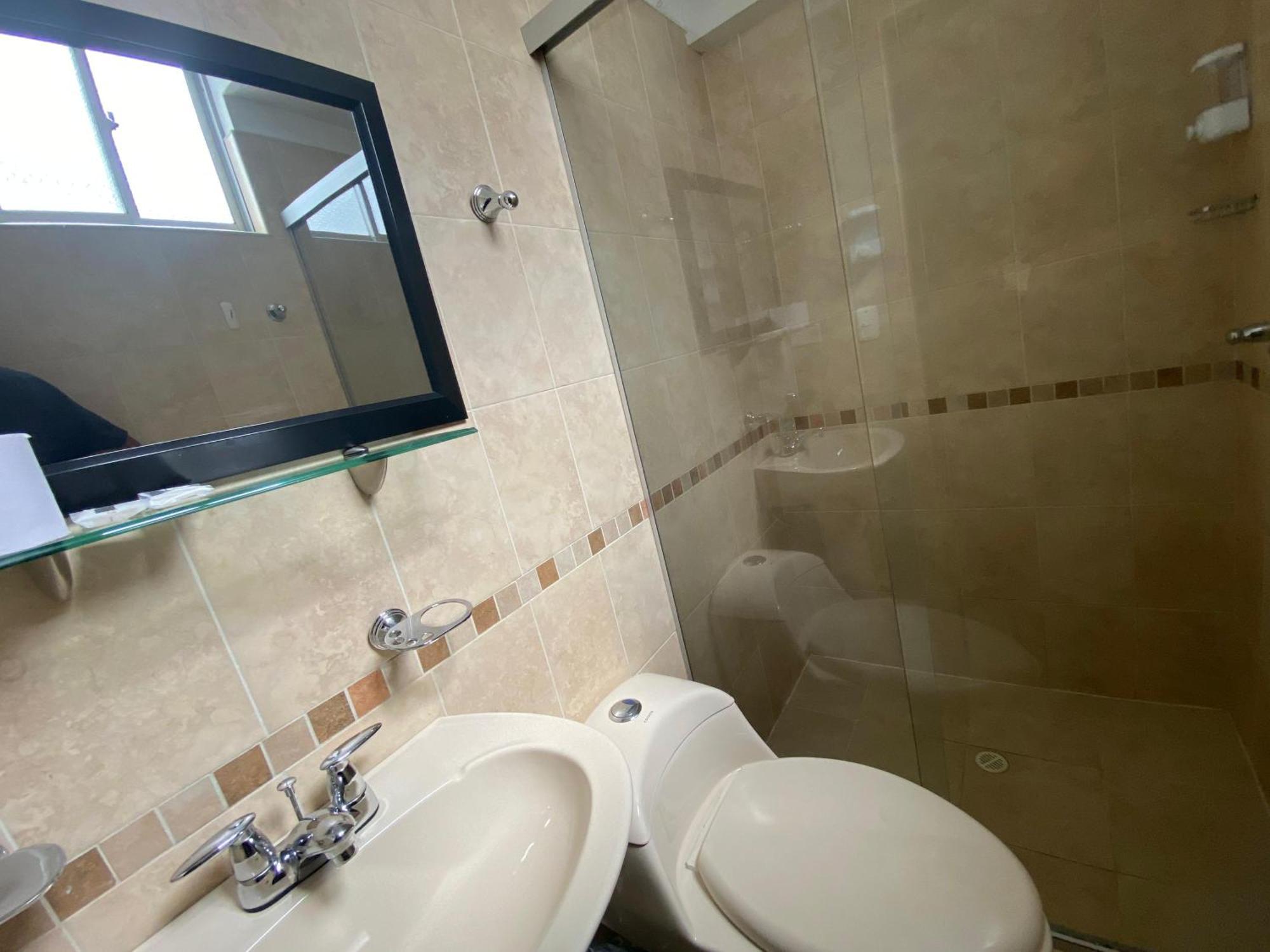 Hotel Emporium El Coral Laureles Medellín